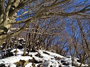 47 In decisa salita per il Monte Zucco